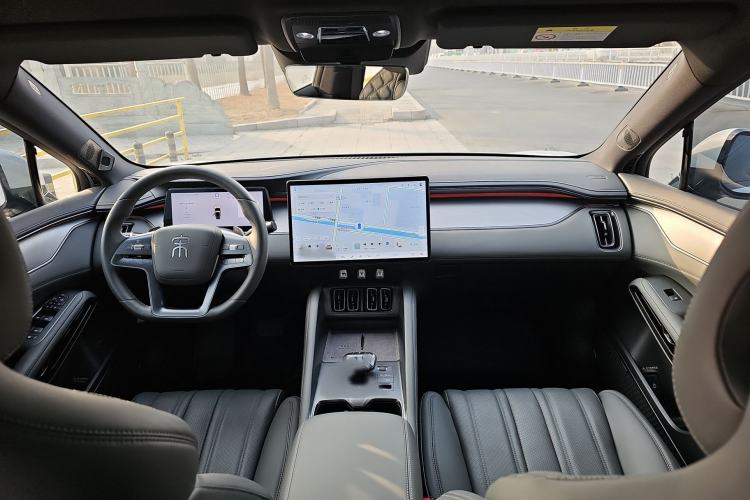 Used BYD Song L EV 2025 Intelligent Driving Version 662 km LiDAR Excellence Edition Interior 3