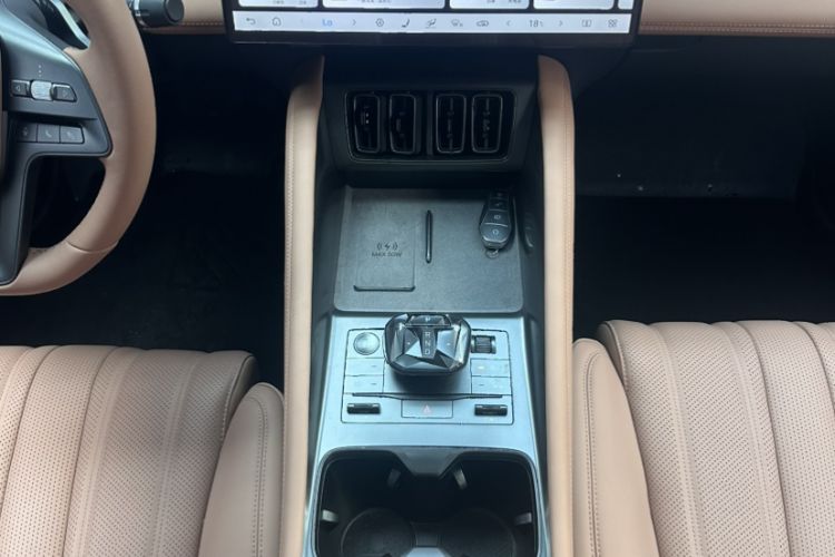 Used BYD Song L EV 2025 Intelligent Driving Version 662 km LiDAR Excellence Edition Interior 8