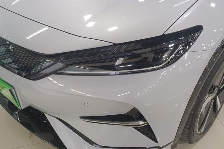 Used BYD Song L EV 2025 662 km Advanced Intelligent Driving Version Left Front Headlight