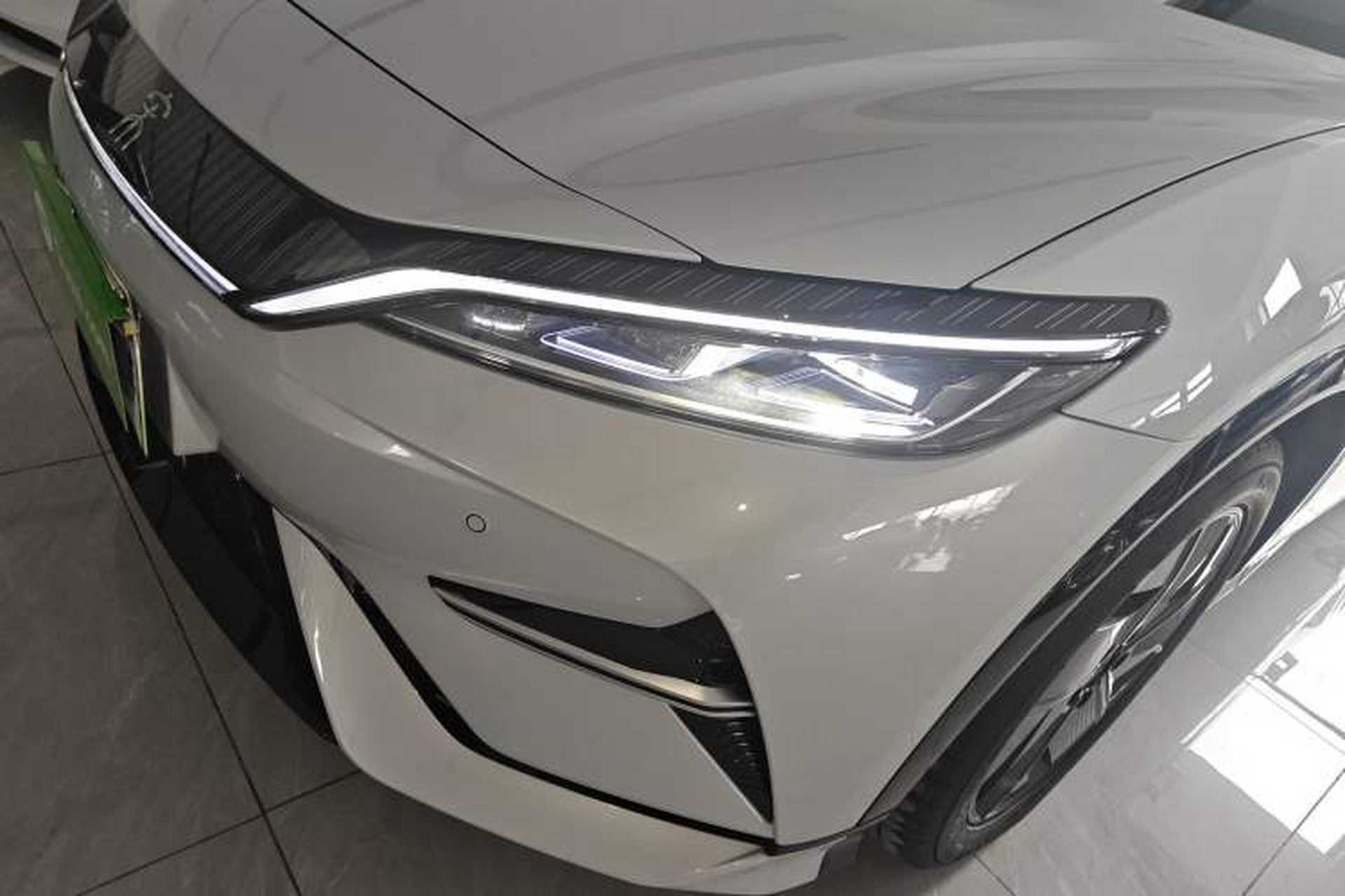 Used BYD Song L EV 2025 550 km Excellence Version Left Front Headlight