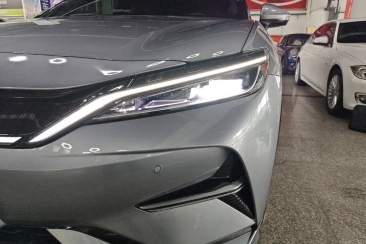 Used BYD Song L EV 2025 550 km Excellence Version Left Front Headlight