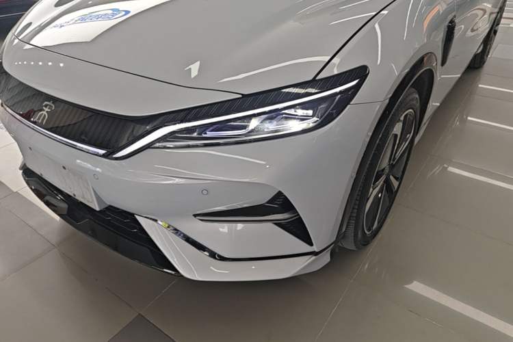 Used BYD Song L EV 2025 Intelligent Driving Version 662 km LiDAR Excellence Edition Left Front Headlight