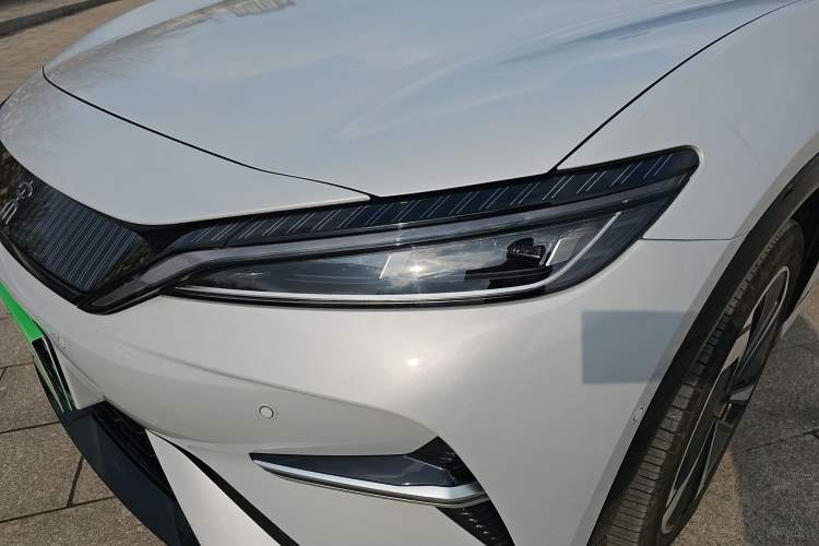 Used BYD Song L EV 2025 Intelligent Driving Version 662 km LiDAR Excellence Edition Left Front Headlight