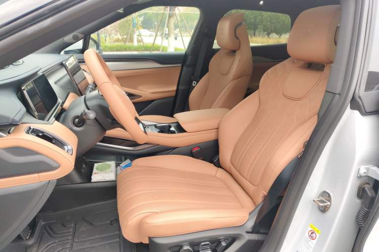 Used BYD Song L EV 2025 550 km Excellence Version Left Front Seat