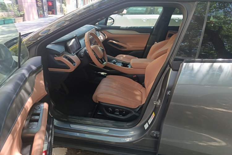 Used BYD Song L EV 2025 Intelligent Driving Version 662 km LiDAR Excellence Edition Left Front Seat