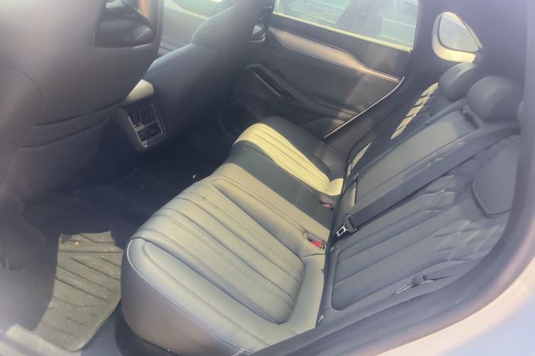 Used BYD Song L EV 2025 Intelligent Driving Version 662 km LiDAR Excellence Edition Left Rear Seat