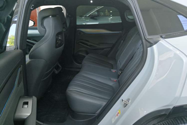 Used BYD Song L EV 2025 Intelligent Driving Version 662 km LiDAR Excellence Edition Left Rear Seat