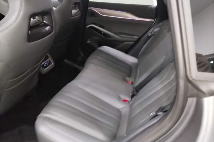 Used BYD Song L EV 2025 Intelligent Driving Version 662 km LiDAR Excellence Edition Left Rear Seat