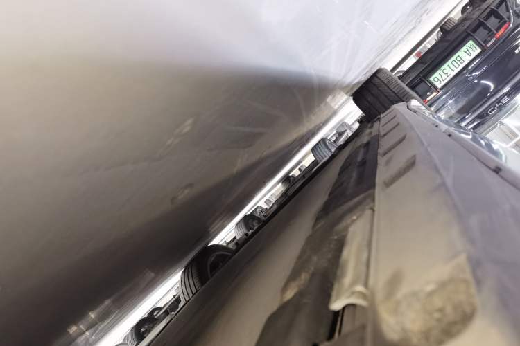 Used BYD Song L EV 2025 Intelligent Driving Version 662 km LiDAR Excellence Edition Left Side Sill