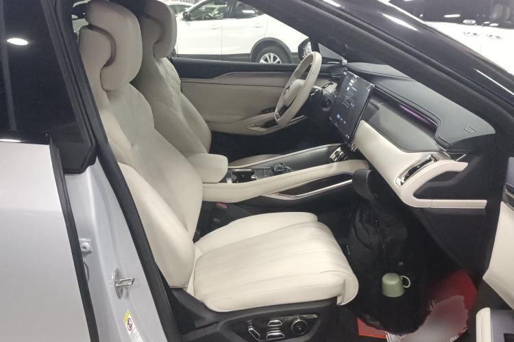 Used BYD Song L EV 2025 662 km Advanced Intelligent Driving Version Right Front Seat