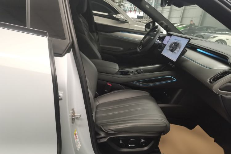 Used BYD Song L EV 2025 Intelligent Driving Version 662 km LiDAR Excellence Edition Right Front Seat