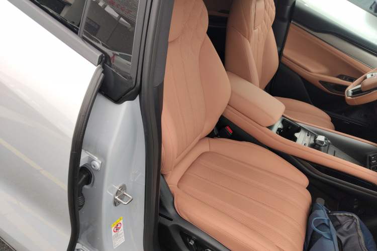 Used BYD Song L EV 2025 Intelligent Driving Version 662 km LiDAR Excellence Edition Right Front Seat