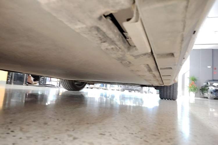 Used BYD Song L EV 2025 Intelligent Driving Version 662 km Beyond-Range Edition Right Side Sill