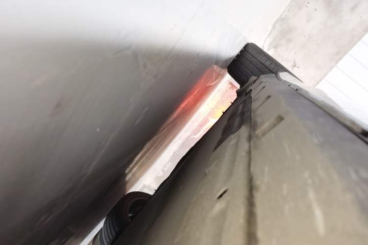 Used BYD Song L EV 2025 Intelligent Driving Version 662 km LiDAR Excellence Edition Right Side Sill