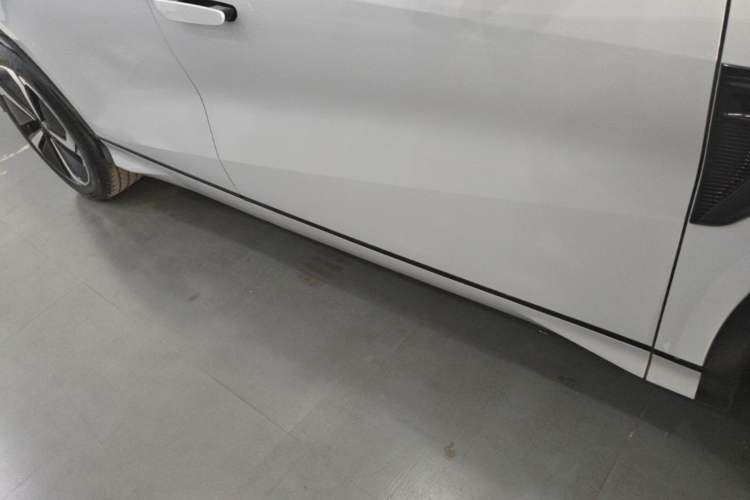 Used BYD Song L EV 2025 Intelligent Driving Version 662 km LiDAR Excellence Edition Right Side Sill