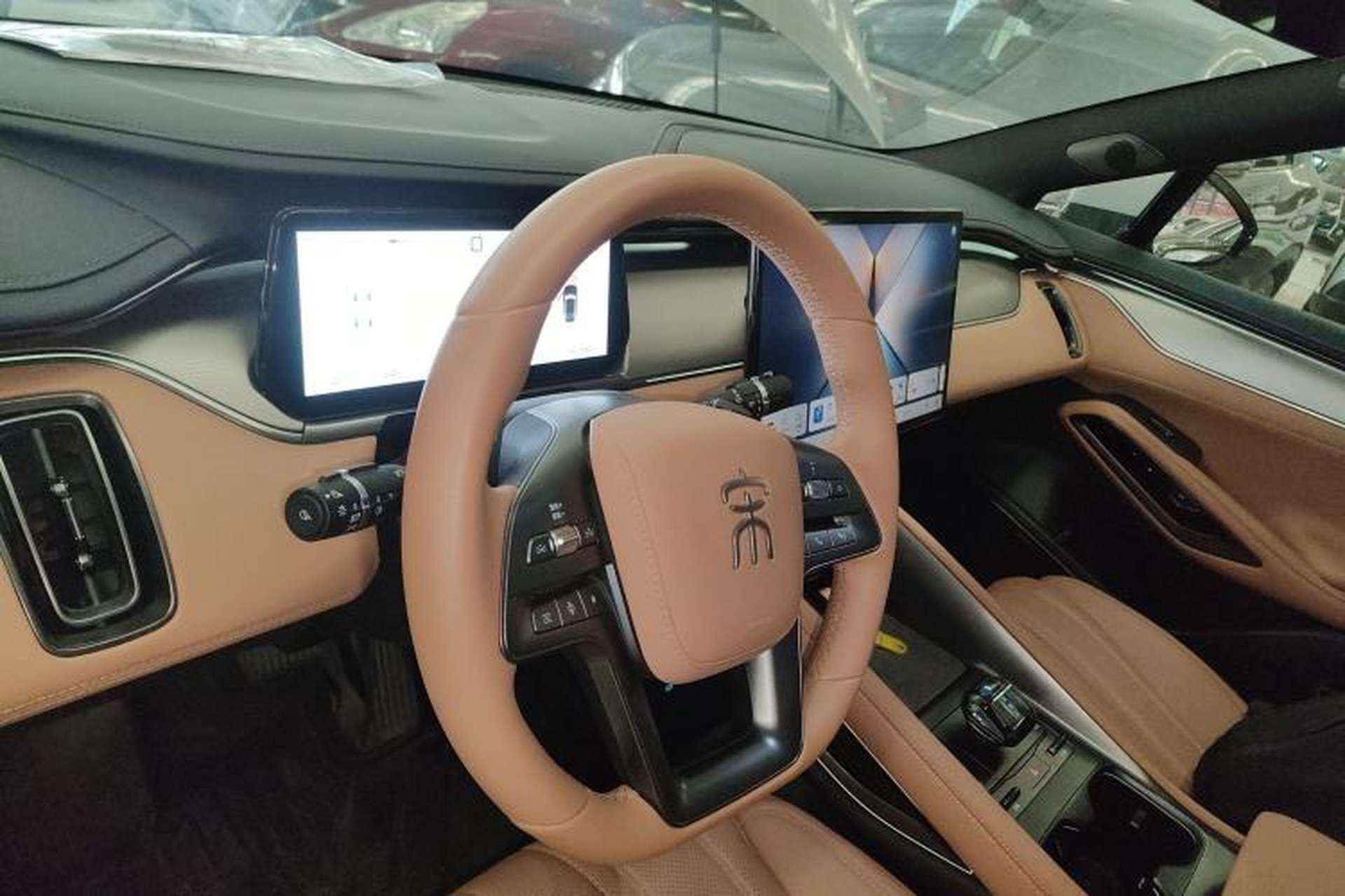 Used BYD Song L EV 2025 Intelligent Driving Version 662 km LiDAR Excellence Edition Steering Wheel