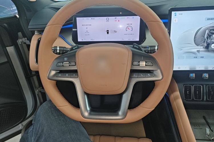 Used BYD Song L EV 2025 Intelligent Driving Version 662 km LiDAR Excellence Edition Steering Wheel