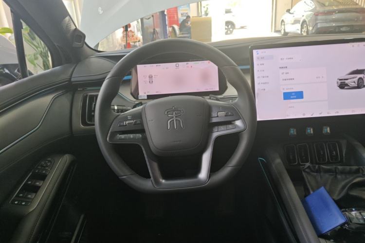 Used BYD Song L EV 2025 Intelligent Driving Version 662 km LiDAR Excellence Edition Steering Wheel