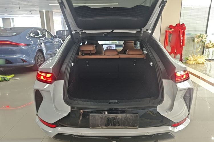 Used BYD Song L EV 2025 Intelligent Driving Version 662 km LiDAR Excellence Edition Trunk