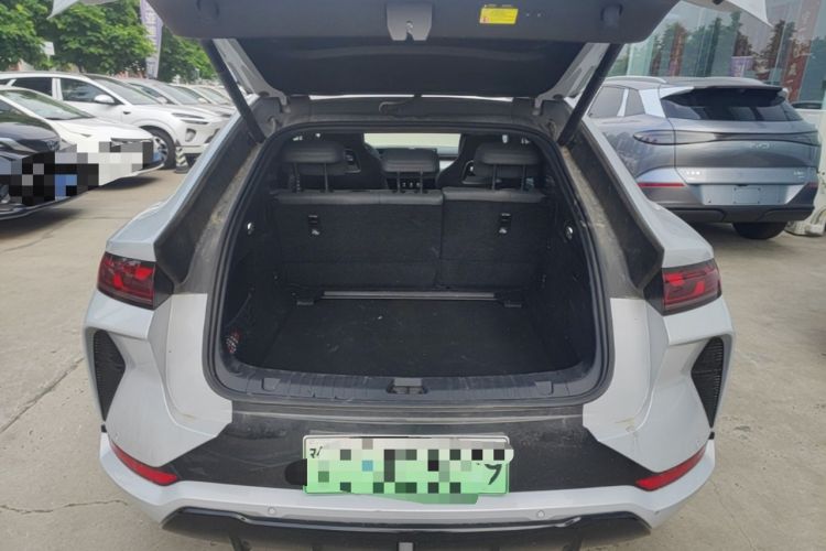 Used BYD Song L EV 2025 Intelligent Driving Version 662 km LiDAR Excellence Edition Trunk