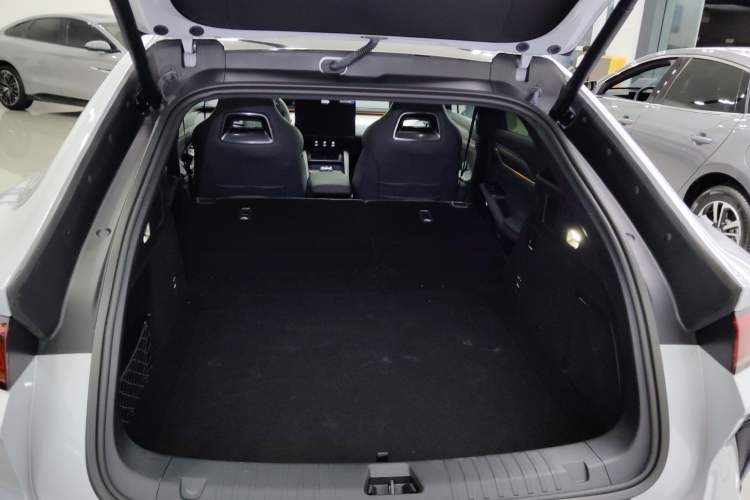 Used BYD Song L EV 2025 Intelligent Driving Version 662 km LiDAR Excellence Edition Trunk