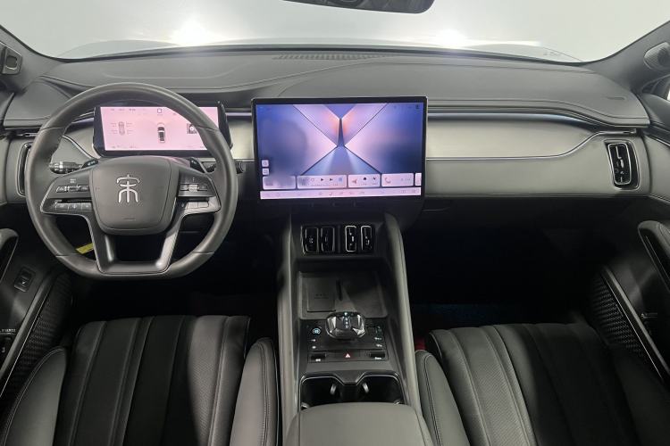 Used BYD Song L EV 2025 Intelligent Driving Version 662 km LiDAR Excellence Edition Audio And AC Panel