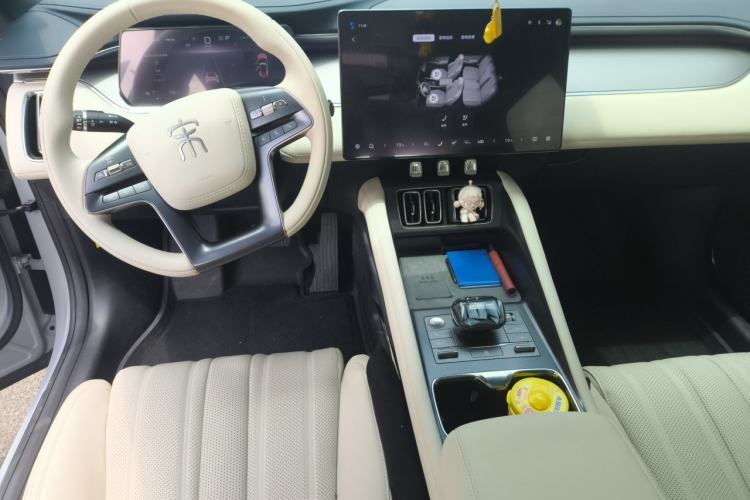 Used BYD Song L EV 2025 550 km Excellence Version Center Console