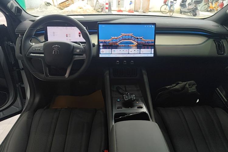 Used BYD Song L EV 2025 Intelligent Driving Version 662 km LiDAR Excellence Edition Center Console