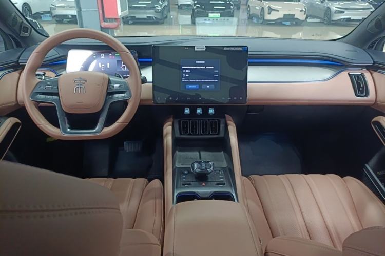 Used BYD Song L EV 2025 Intelligent Driving Version 662 km LiDAR Excellence Edition Center Console