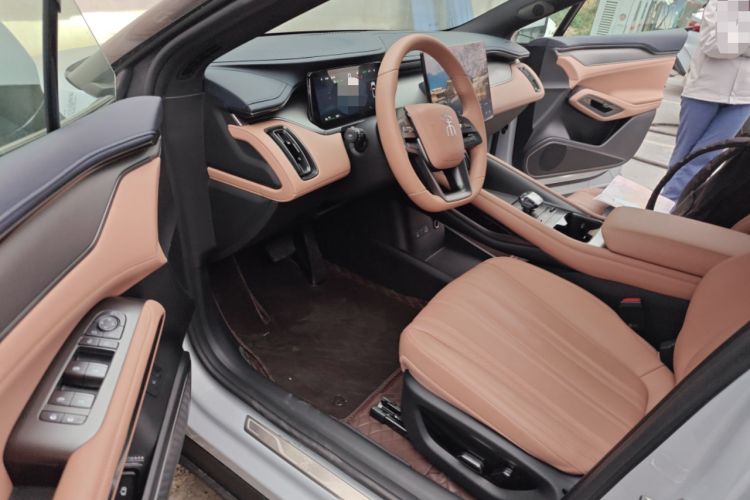 Used BYD Song L EV 2025 662 km Ultra-Range Version Driver Seat
