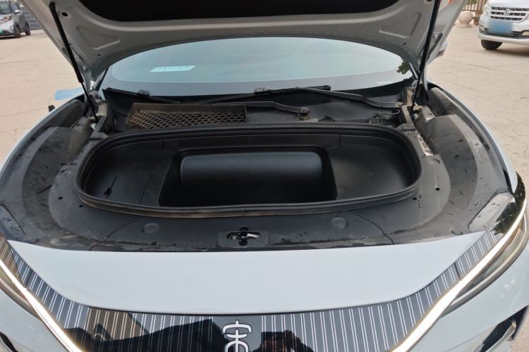 Used BYD Song L EV 2025 Intelligent Driving Version 662 km LiDAR Excellence Edition Engine Bay