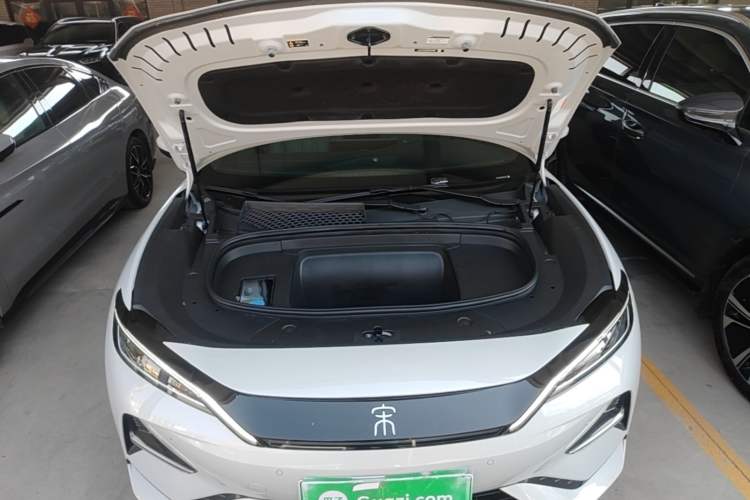 Used BYD Song L EV 2025 Intelligent Driving Version 662 km Beyond-Range Edition Engine Bay