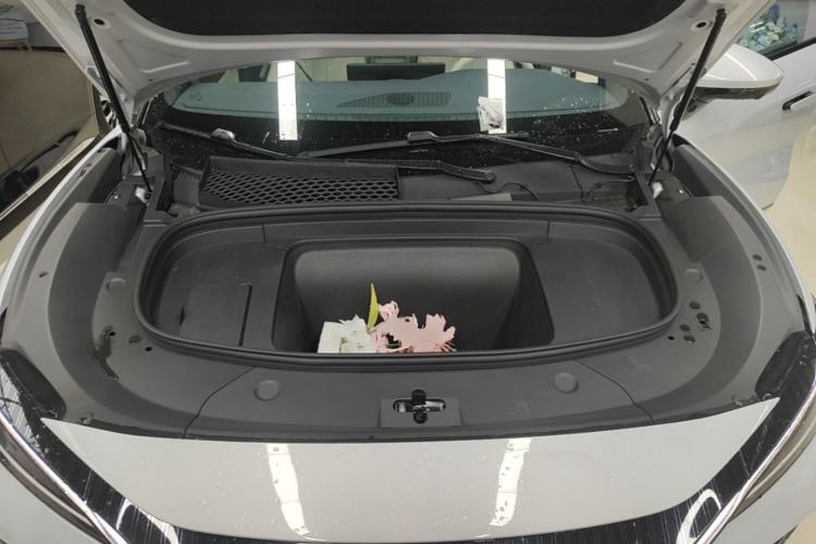 Used BYD Song L EV 2025 662 km Advanced Intelligent Driving Version Engine Bay