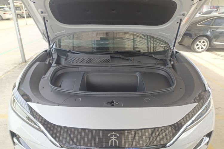Used BYD Song L EV 2025 Intelligent Driving Version 662 km LiDAR Excellence Edition Engine Bay