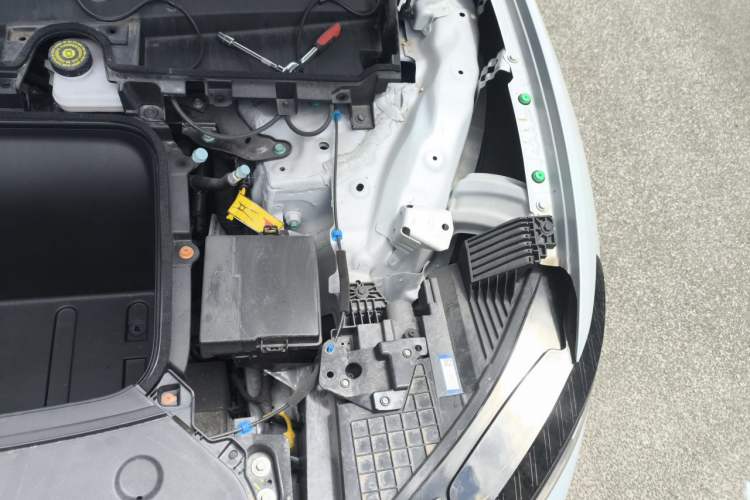 Used BYD Song L EV 2025 550 km Excellence Version Engine Bay Left