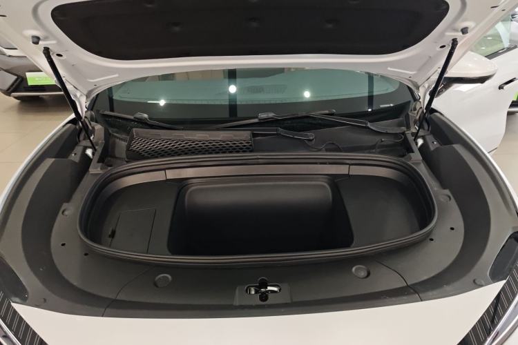 Used BYD Song L EV 2025 Intelligent Driving Version 662 km LiDAR Excellence Edition Engine Bay
