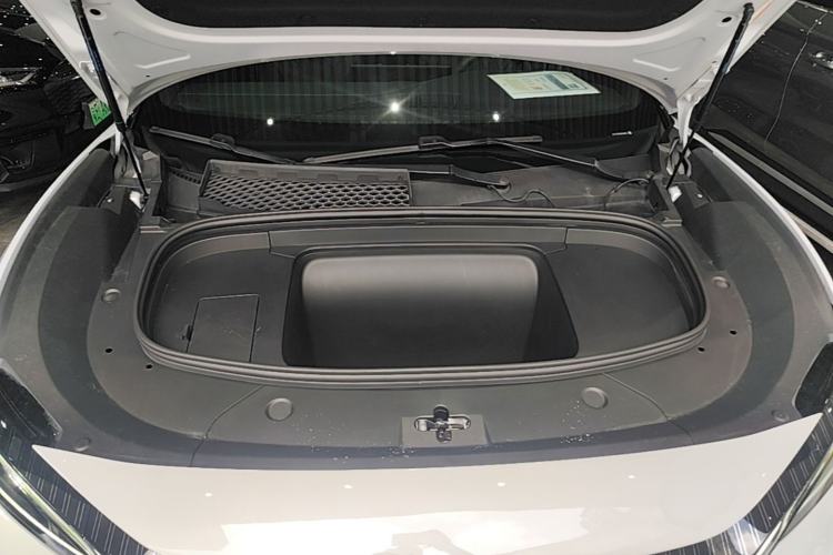 Used BYD Song L EV 2025 Intelligent Driving Version 662 km LiDAR Excellence Edition Engine Bay