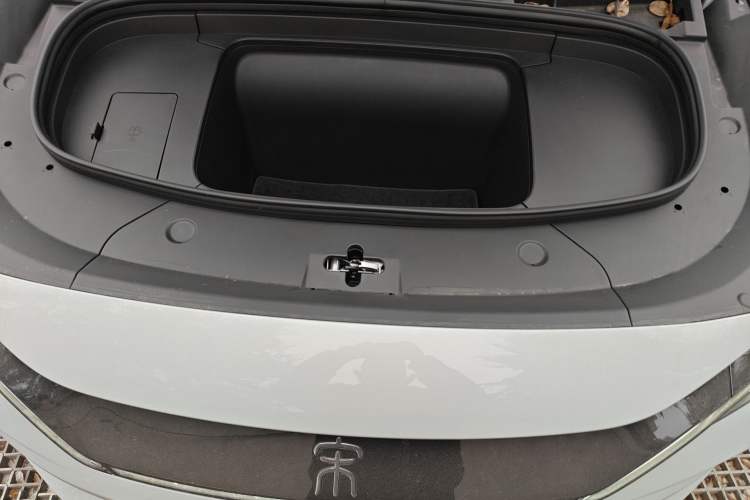 Used BYD Song L EV 2025 662 km Ultra-Range Version Engine Bay