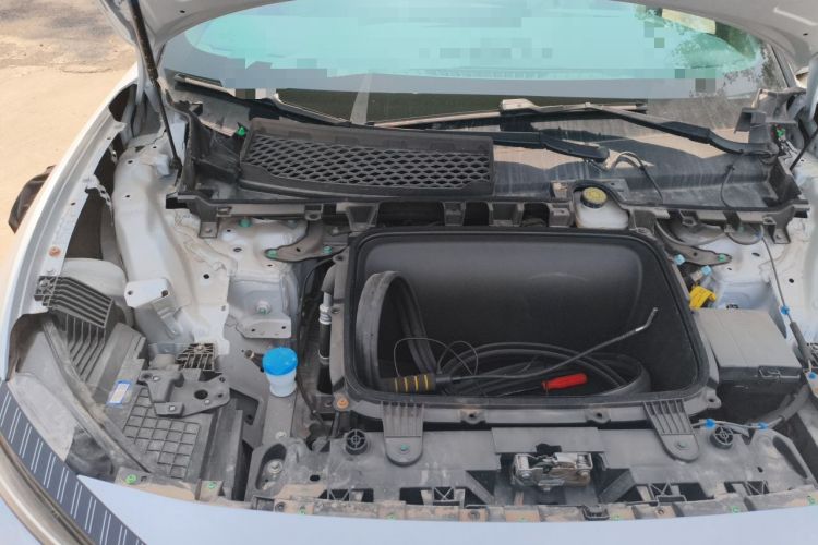 Used BYD Song L EV 2025 662 km Advanced Intelligent Driving Version Engine Bay Right