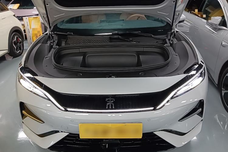 Used BYD Song L EV 2025 Intelligent Driving Version 662 km LiDAR Excellence Edition Engine Bay