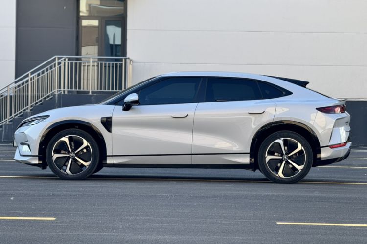 Used BYD Song L EV 2025 Intelligent Driving Version 662 km Beyond-Range Edition Exterior 1