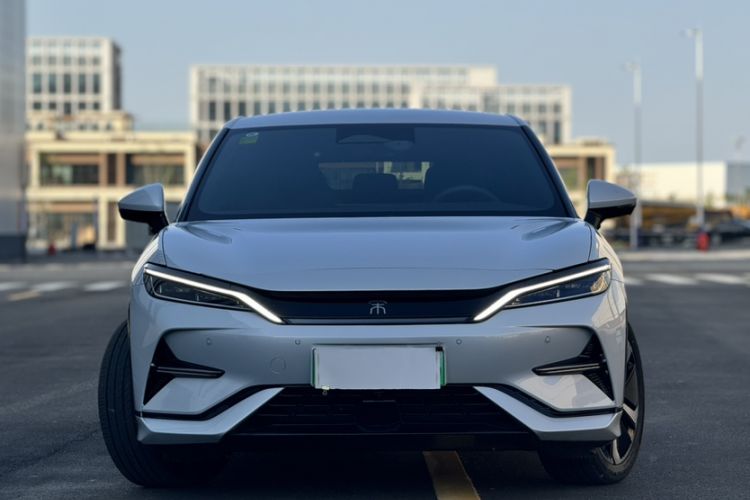 Used BYD Song L EV 2025 Intelligent Driving Version 662 km Beyond-Range Edition Exterior 2