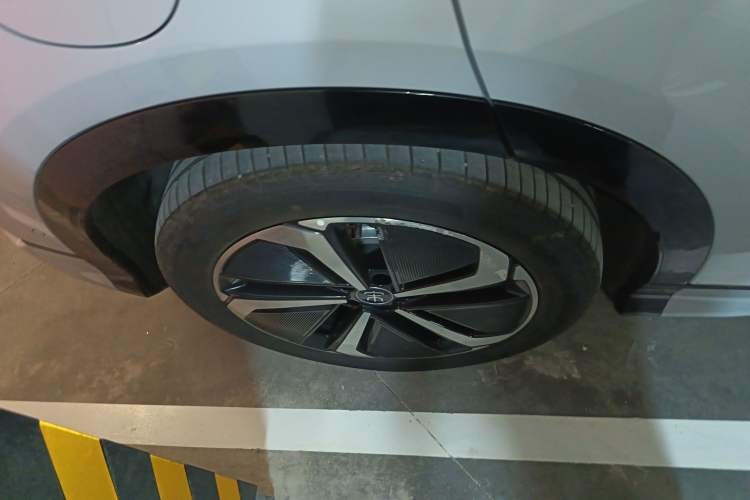 Used BYD Song L EV 2025 662 km Advanced Intelligent Driving Version Exterior 2
