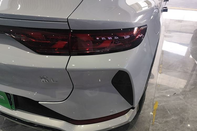 Used BYD Song L EV 2025 Intelligent Driving Version 662 km LiDAR Excellence Edition Exterior 3