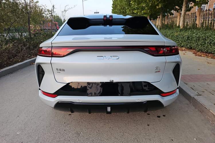 Used BYD Song L EV 2025 Intelligent Driving Version 662 km LiDAR Excellence Edition Exterior 4