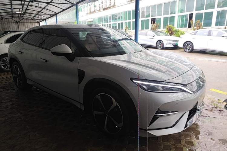 Used BYD Song L EV 2025 Intelligent Driving Version 662 km LiDAR Excellence Edition Front Right 45 Deg