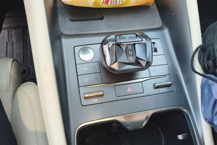 Used BYD Song L EV 2025 662 km Advanced Intelligent Driving Version Gear Lever