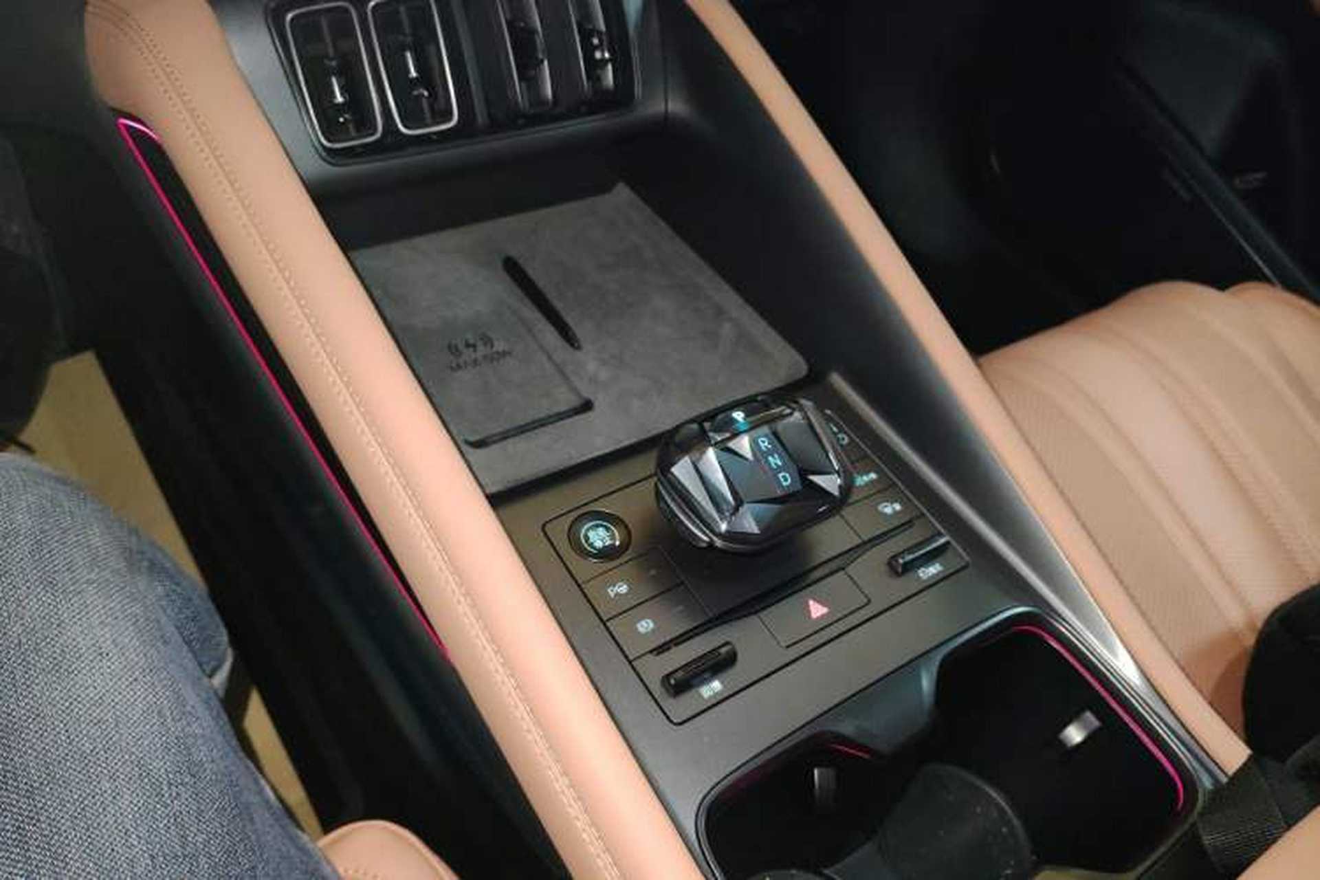 Used BYD Song L EV 2025 Intelligent Driving Version 662 km LiDAR Excellence Edition Gear Lever