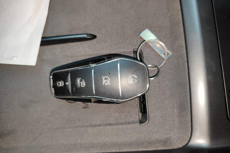 Used BYD Song L EV 2025 Intelligent Driving Version 662 km LiDAR Excellence Edition Interior 1