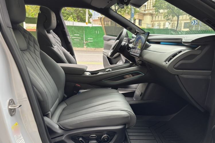 Used BYD Song L EV 2025 Intelligent Driving Version 662 km LiDAR Excellence Edition Interior 10